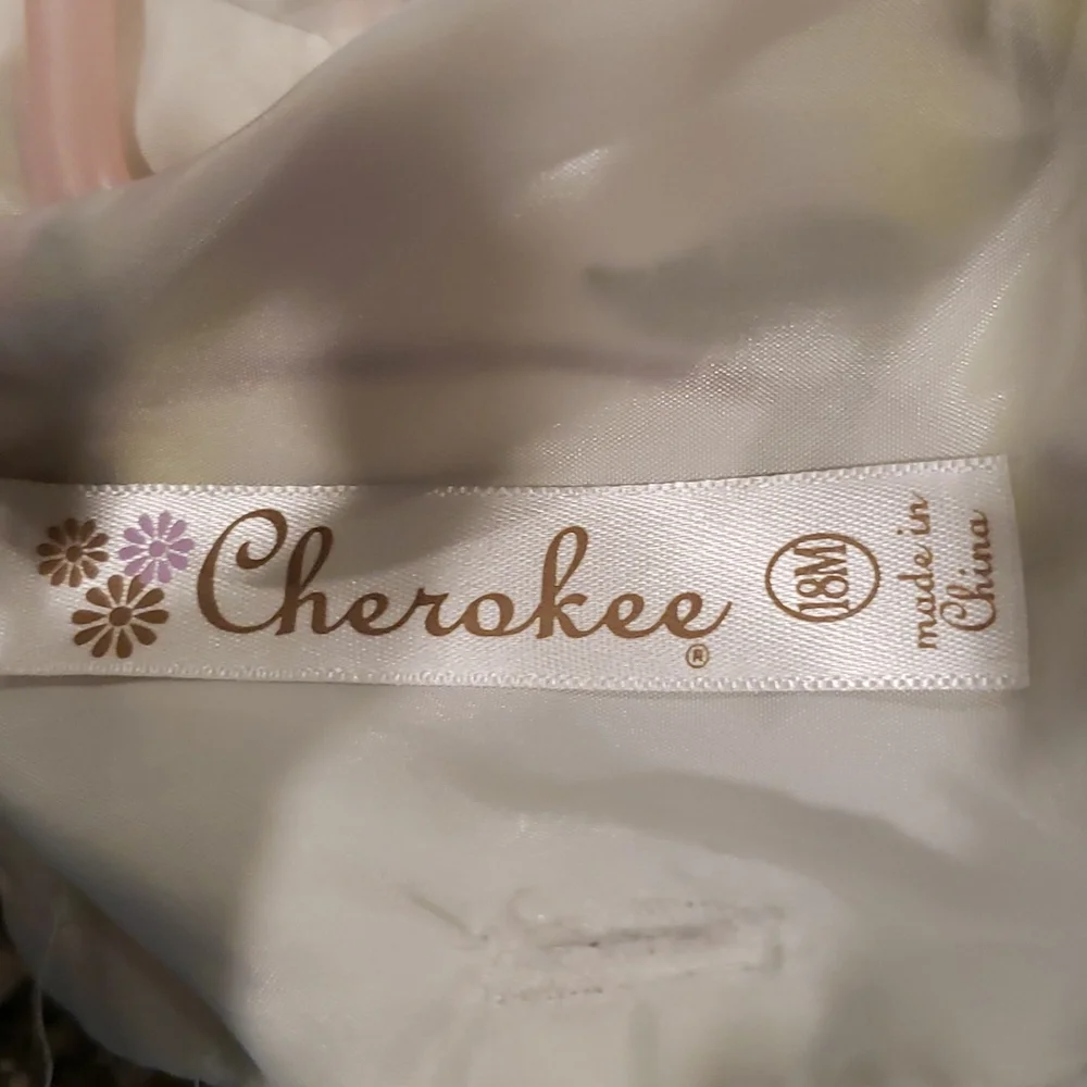 Girls white with flowers dress - Picture 3 of 3